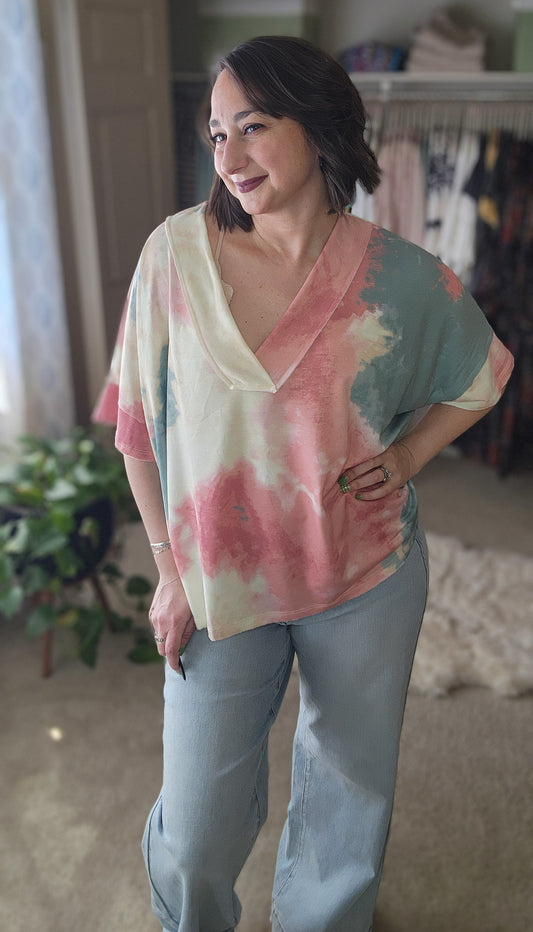 On The Go V Neck Essential Tee - Tie Dye