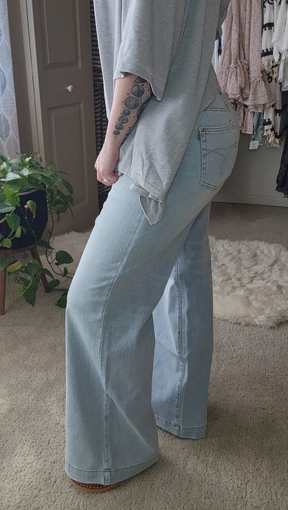 Judy Blue Jeans - Retro Wide Leg Criss-Cross