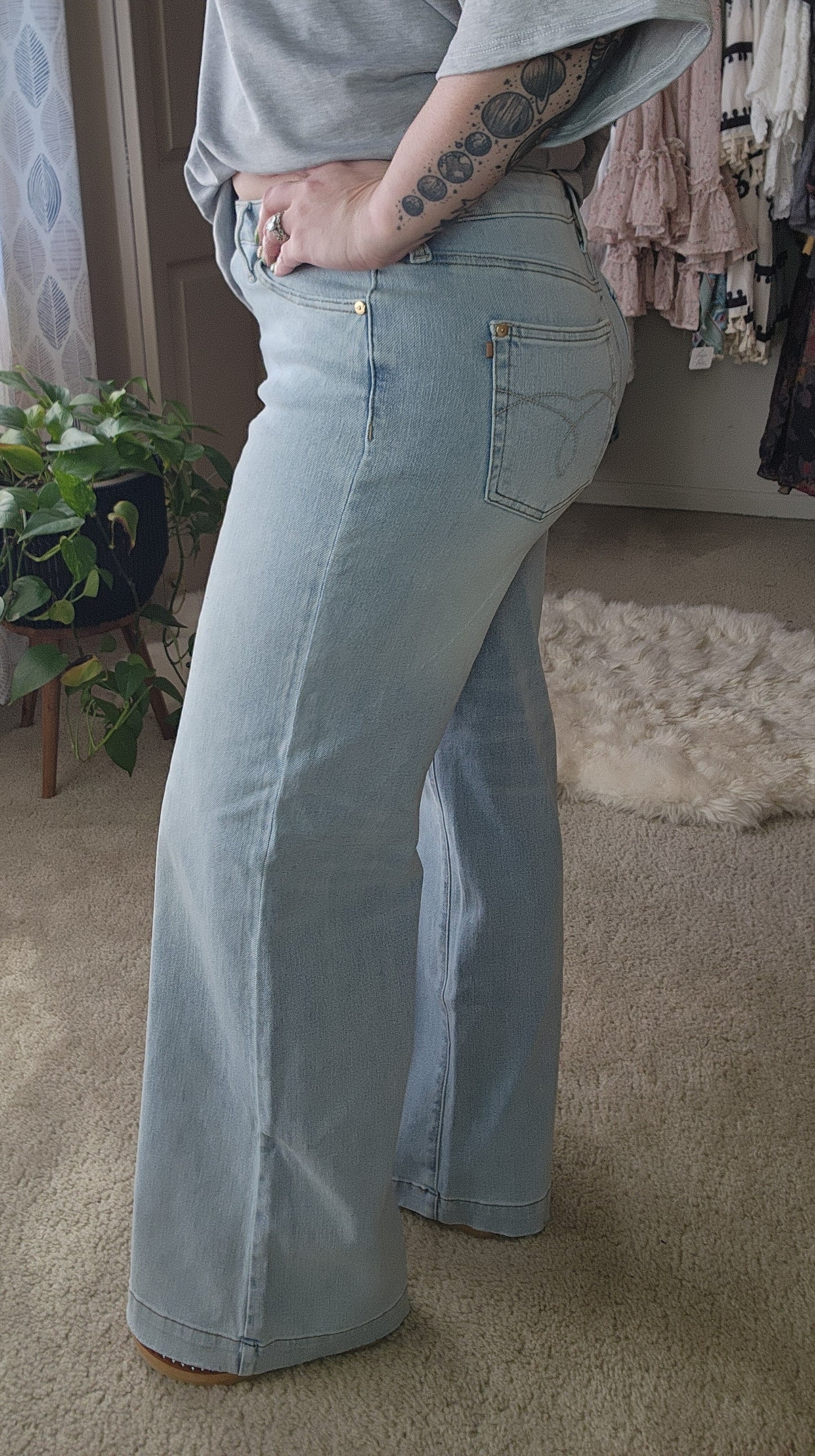 Judy Blue Jeans - Retro Wide Leg Criss-Cross