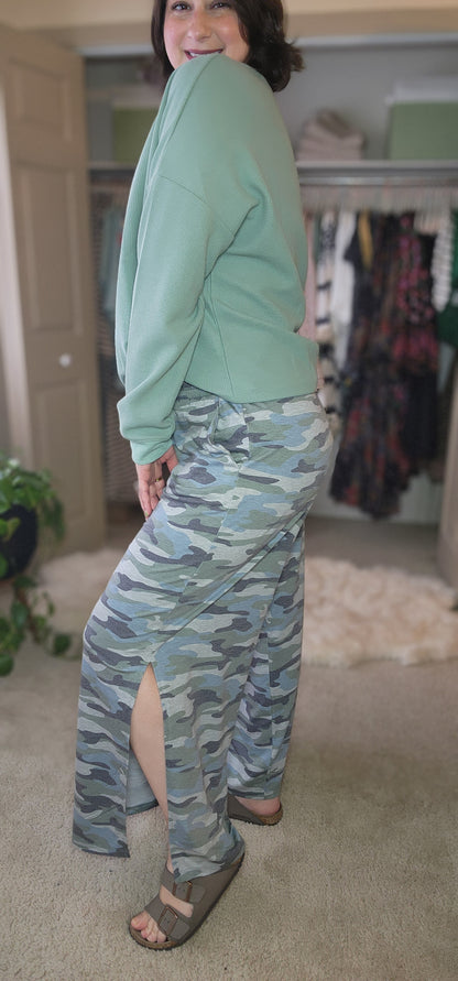 Casual Wanderer Wide Leg Slit Pants - Charcoal Camo Pant