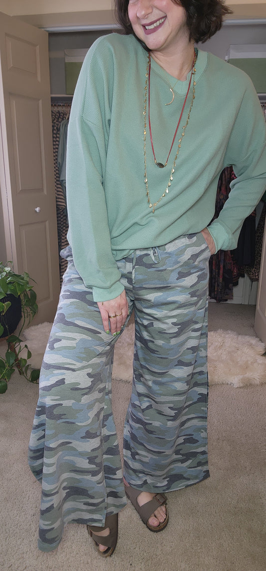 Casual Wanderer Wide Leg Slit Pants - Charcoal Camo Pant