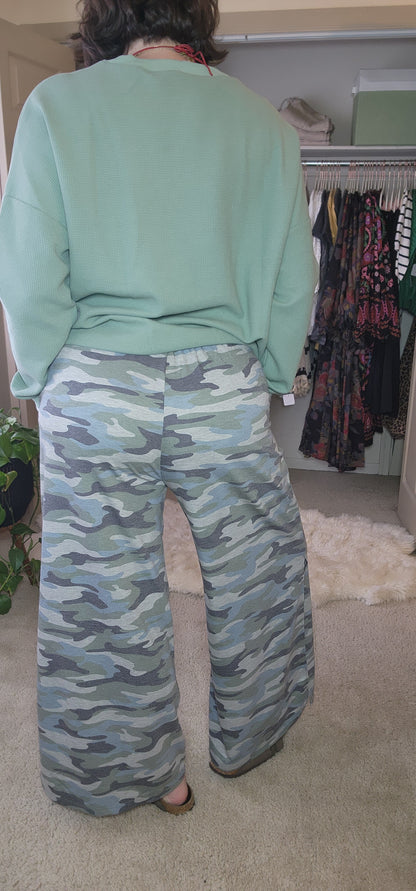 Casual Wanderer Wide Leg Slit Pants - Charcoal Camo Pant